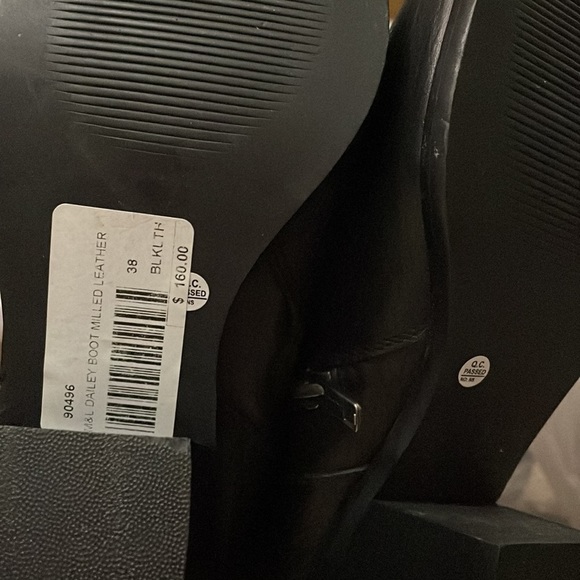 NEW Leather Heeled Black Boots from Plenty Store - Picture 11 of 12